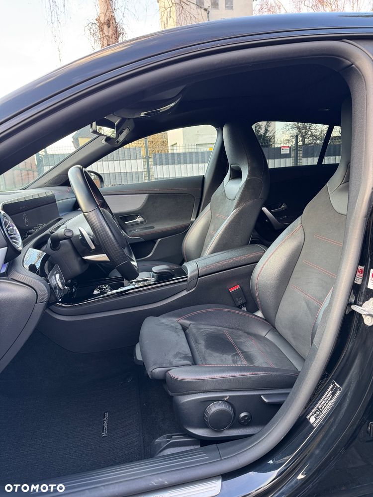 Mercedes-Benz CLA 200 d 8G-DCT AMG Line - 12