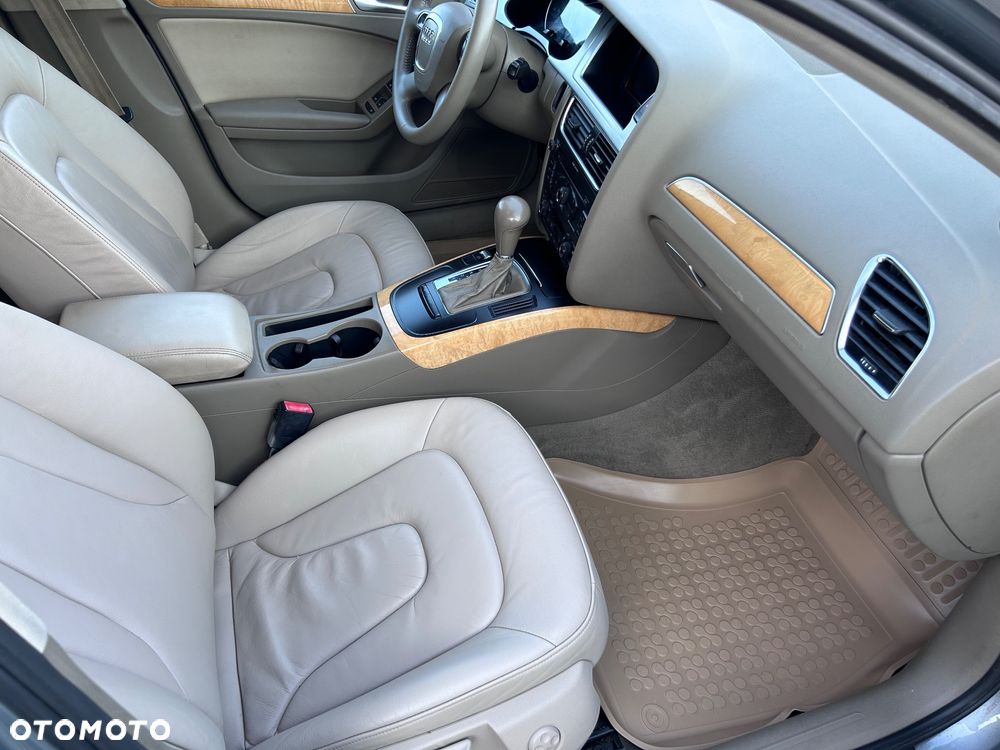 Audi A4 Avant 2.0 TDI DPF multitronic S line Sportpaket - 35