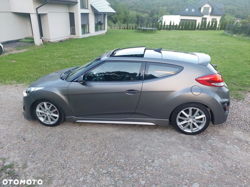 Hyundai Veloster 1.6 Turbo Premium - 13