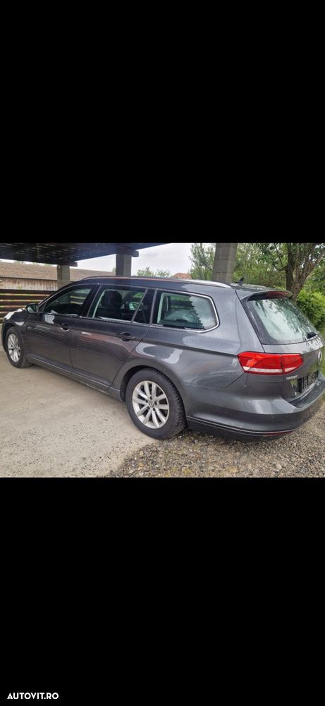 Volkswagen Passat 2.0 TDI Comfortline - 6