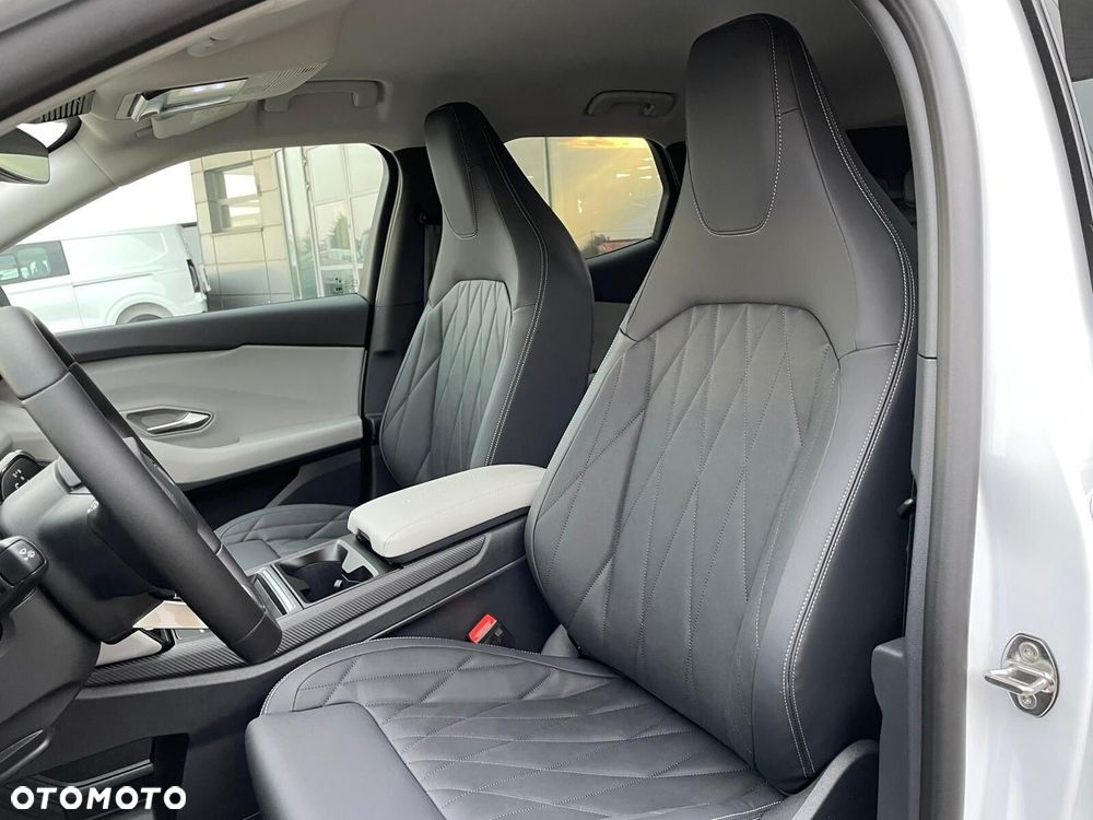 Ford Explorer - 10
