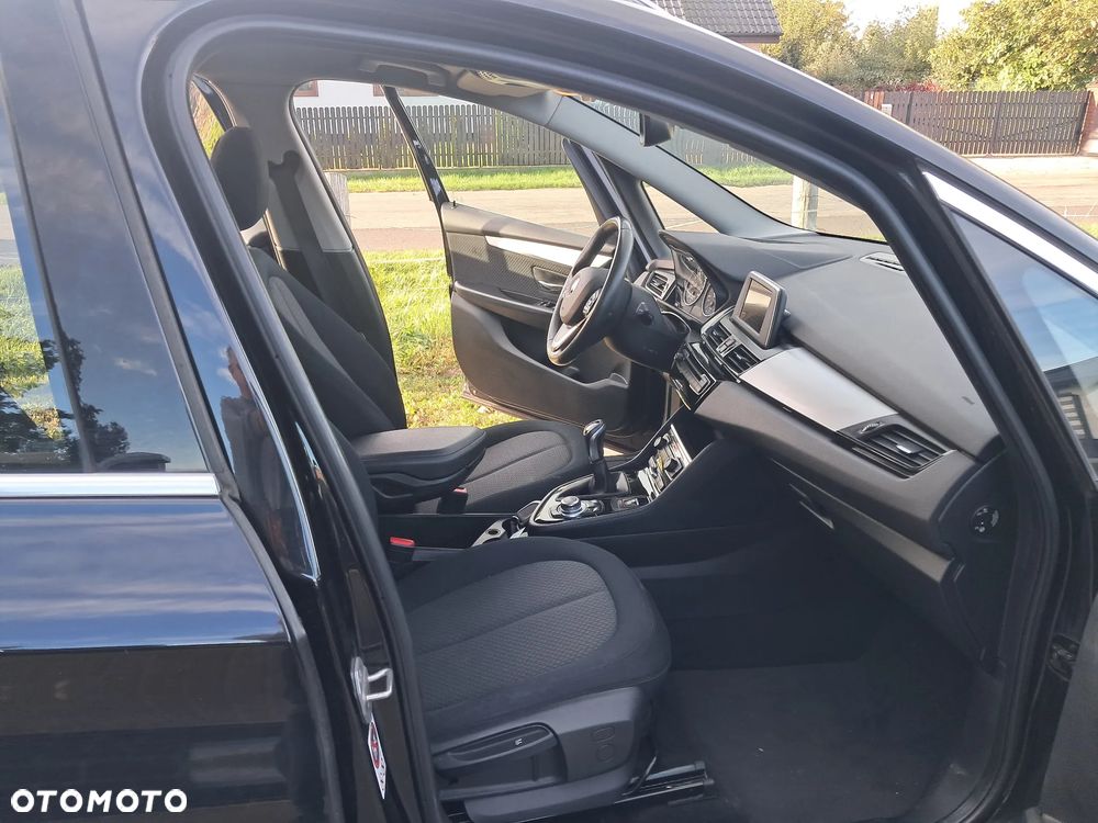 BMW Seria 2 216d Active Tourer Luxury Line - 7