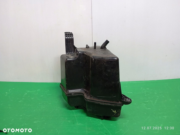 ZBIORNIK POMPA ADBLUE MERCEDES SPRINTER W907 W910 A9104702401