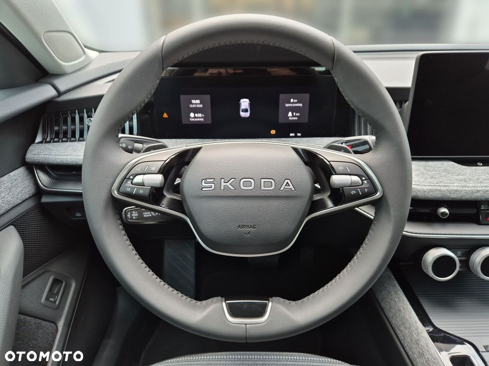 Skoda Superb 1.5 TSI mHEV Drive DSG - 37