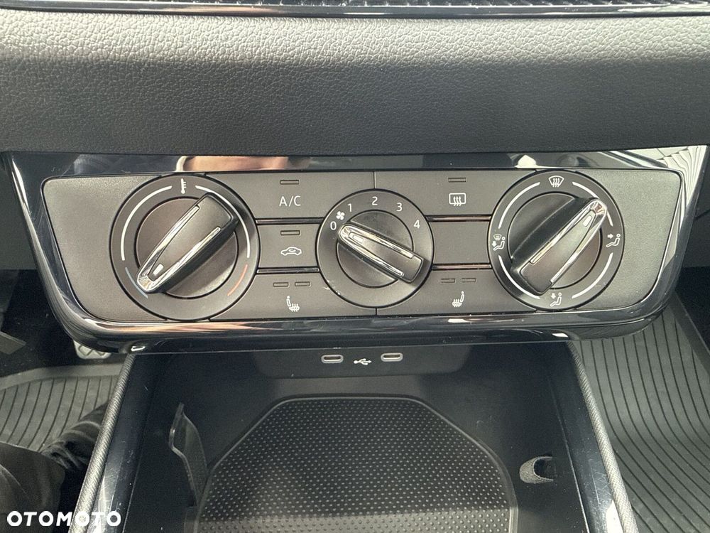 Skoda Fabia 1.0 Ambition - 22