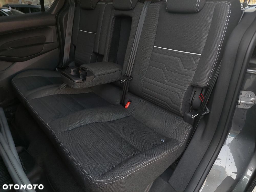 Ford Tourneo Connect 1.5 TDCi Titanium - 25