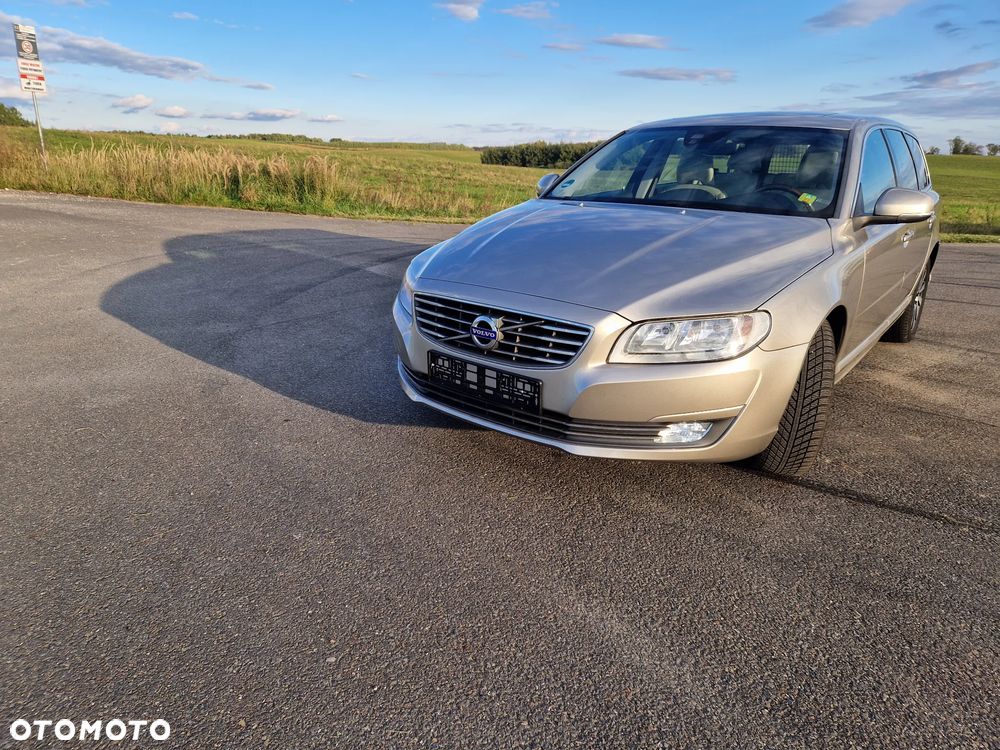 Volvo V70 D4 Momentum - 4