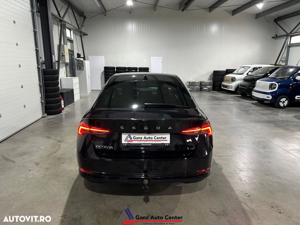 Skoda Octavia 2.0 TDI DSG Style - 30