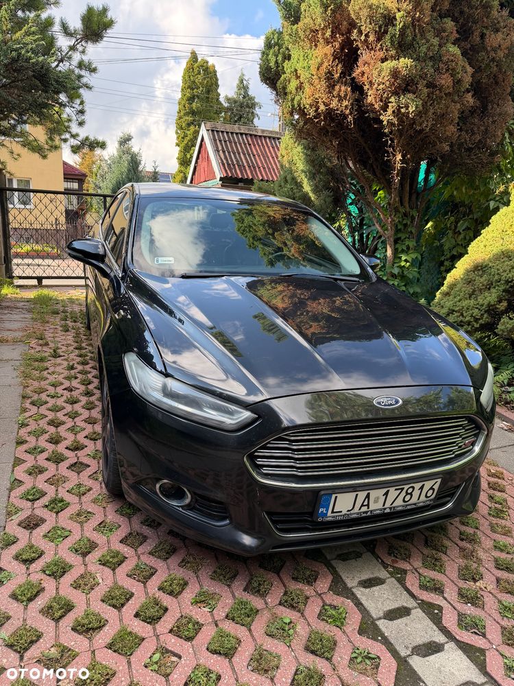 Ford Fusion - 15