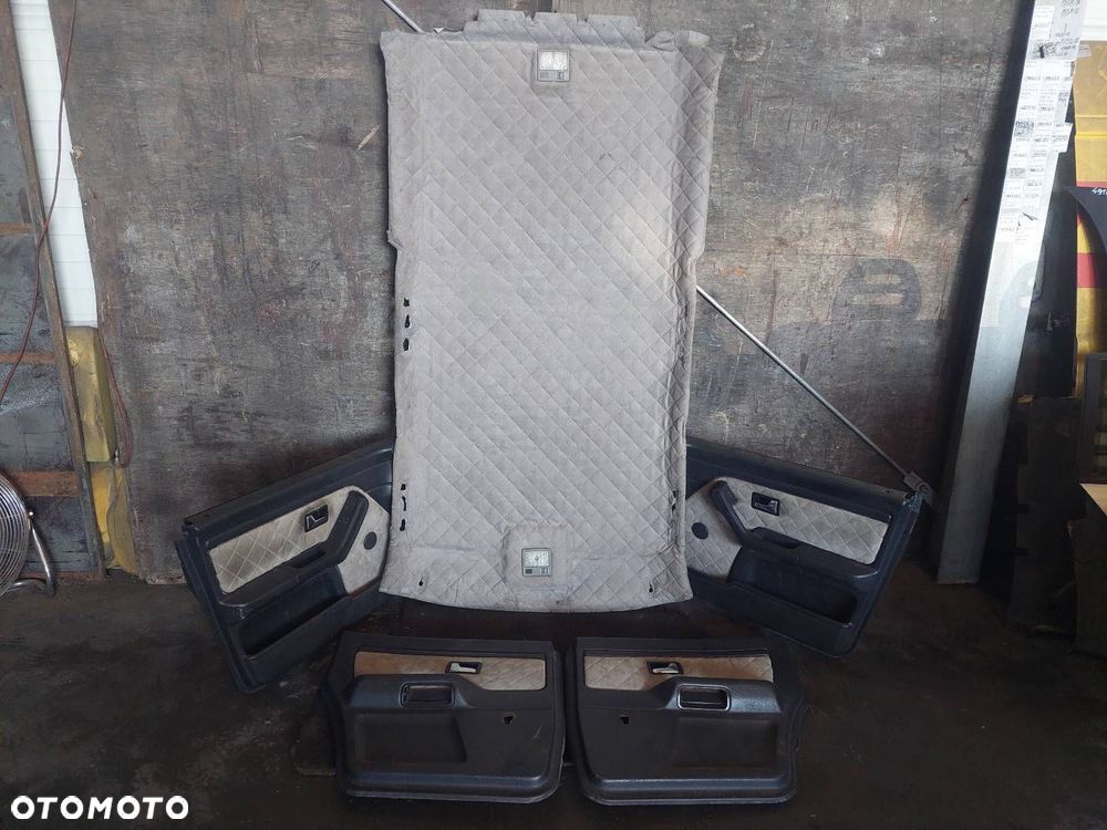 PODSUFITKA + BOCZKI DRZWI KOMPLET AUDI 80 B4 KOMBI AVANT - 1