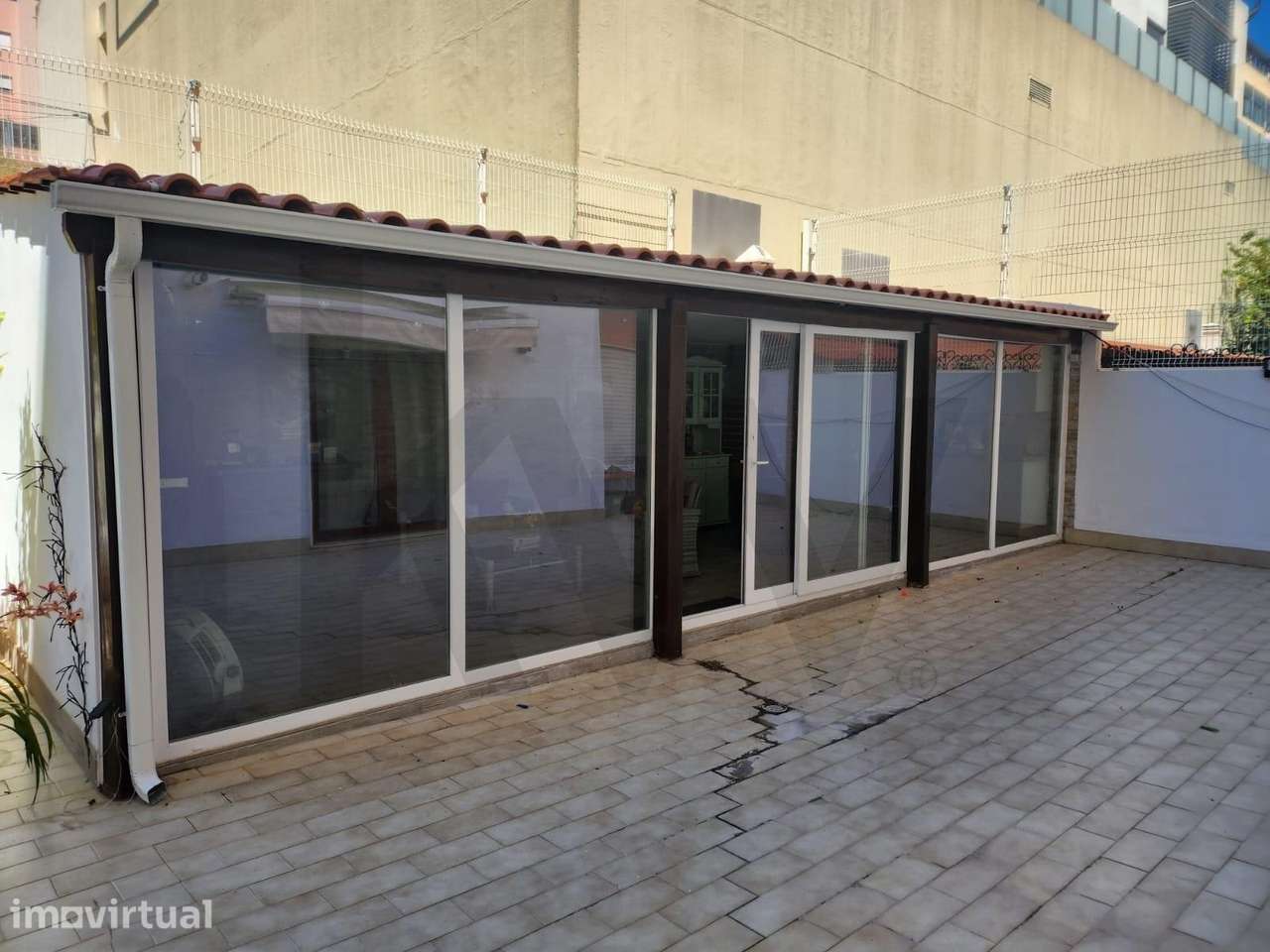 O Apartamento  Único, T4 com Terraço Anexo Acústico e 2 Boxes na Encos - Grande imagem: 2/22