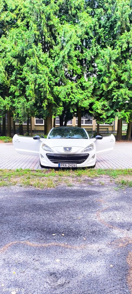 Peugeot RCZ - 8
