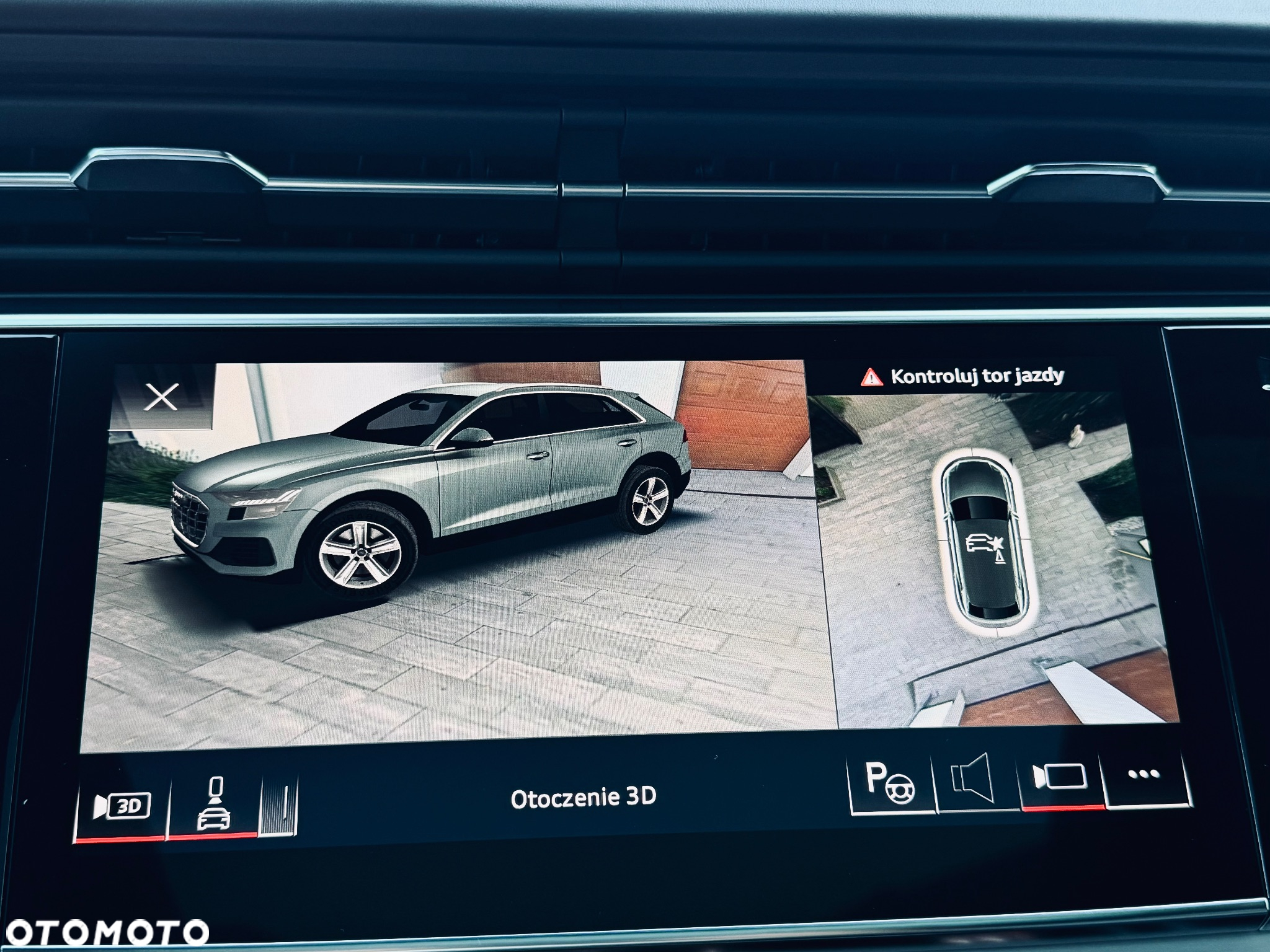 Audi Q8 - 32