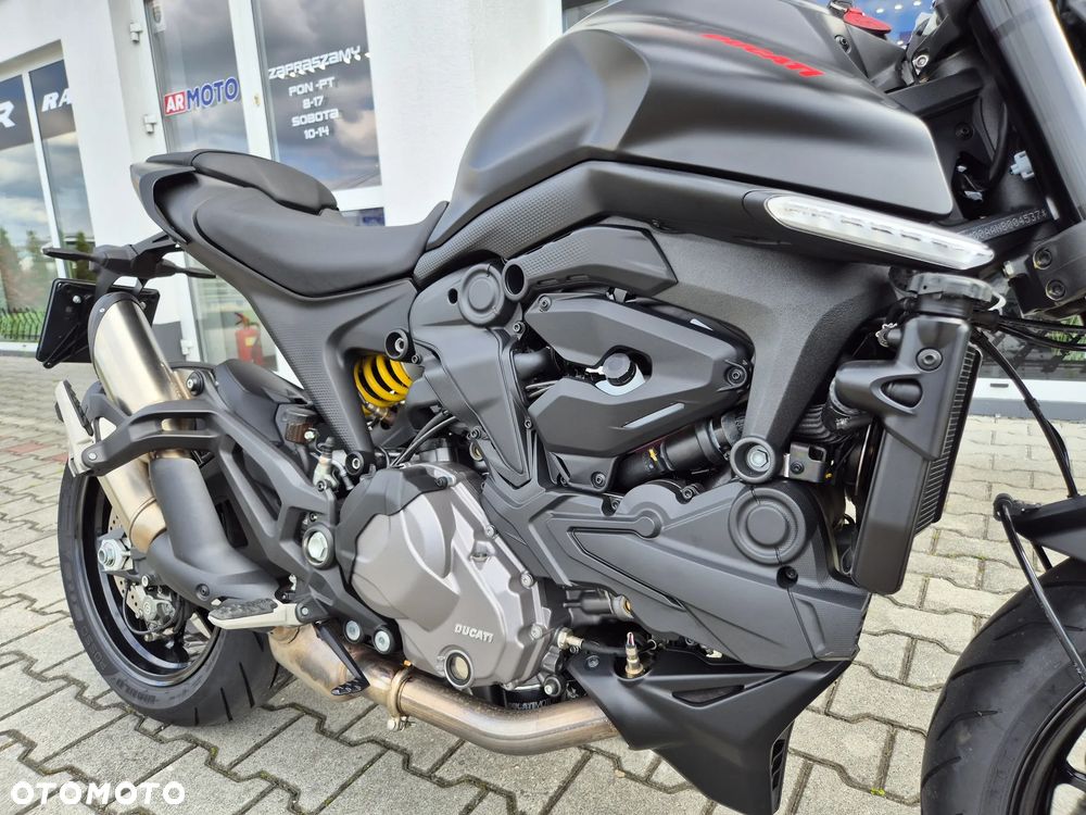 Ducati Monster - 8