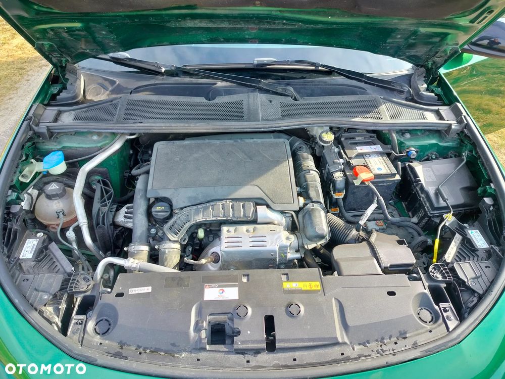 Peugeot 308 PureTech 130 EAT8 Allure - 12