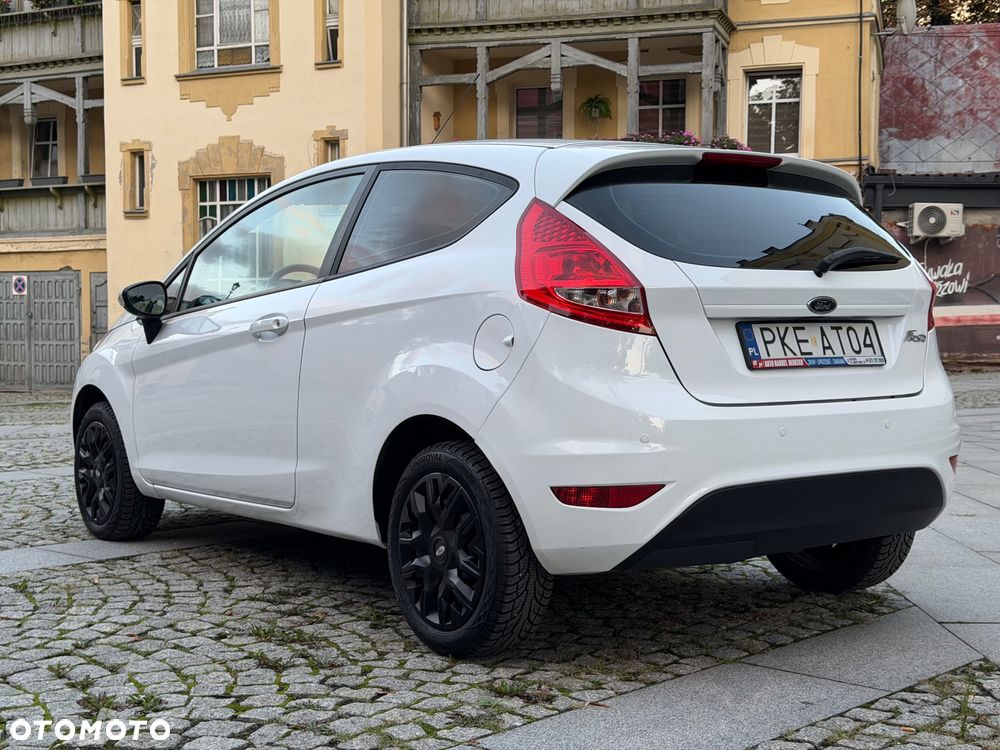 Ford Fiesta - 8