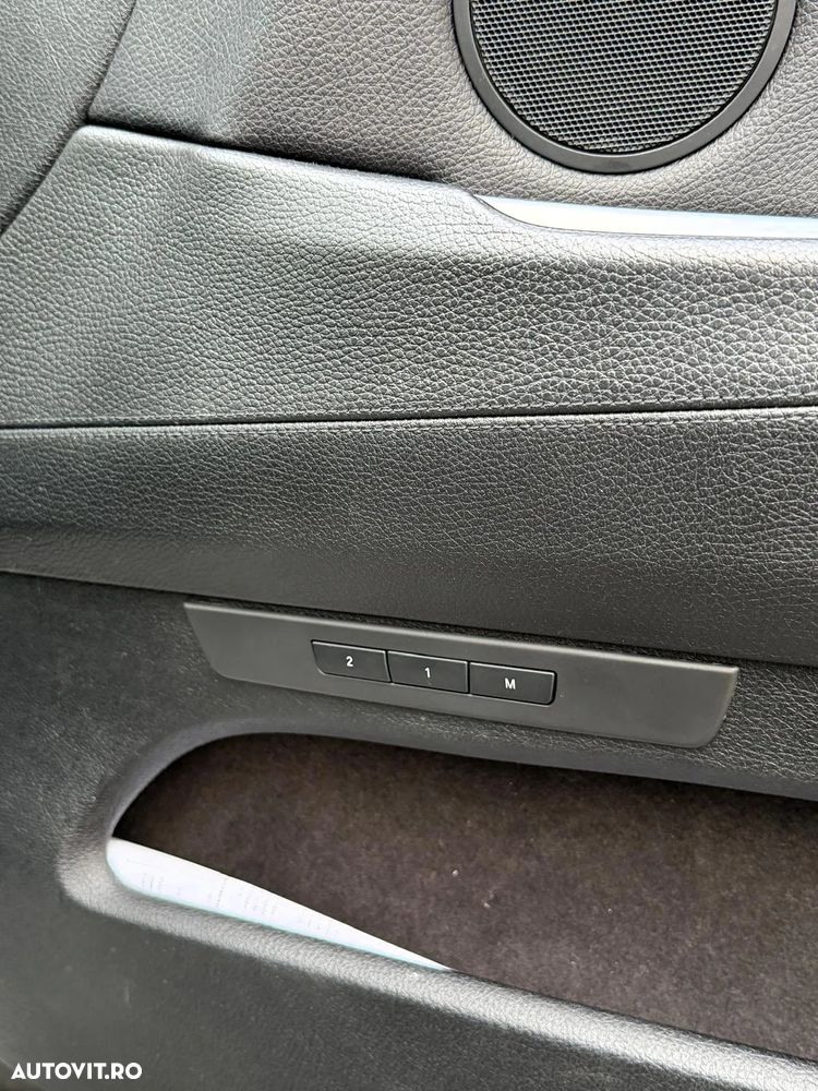 BMW Seria 5 530d xDrive Gran Turismo - 29