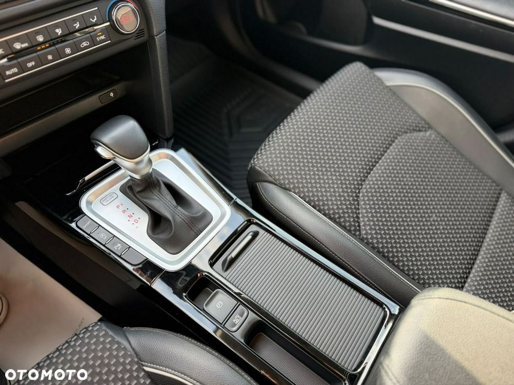 Kia XCeed - 33