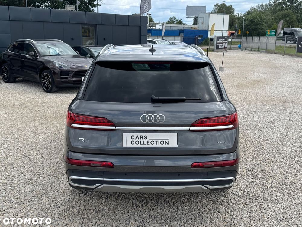 Audi Q7 - 6