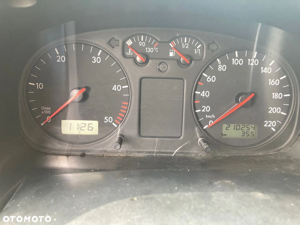 Volkswagen Transporter - 6