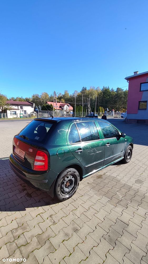 Skoda Fabia 2004 photo 4