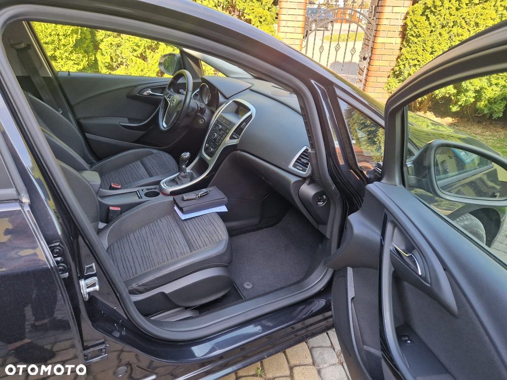 Opel Astra 1.4 Turbo ENERGY - 10