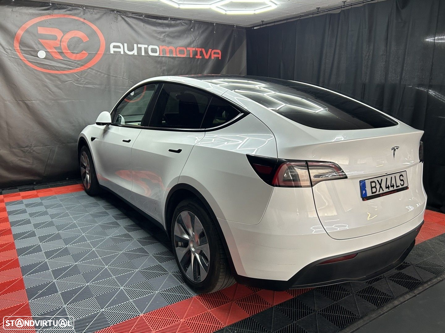 Tesla Model Y Tração Traseira - 8