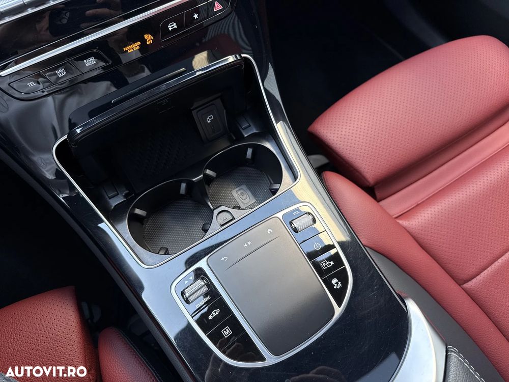 Mercedes-Benz GLC Coupe 300 de 4Matic 9G-TRONIC AMG Line Plus - 9