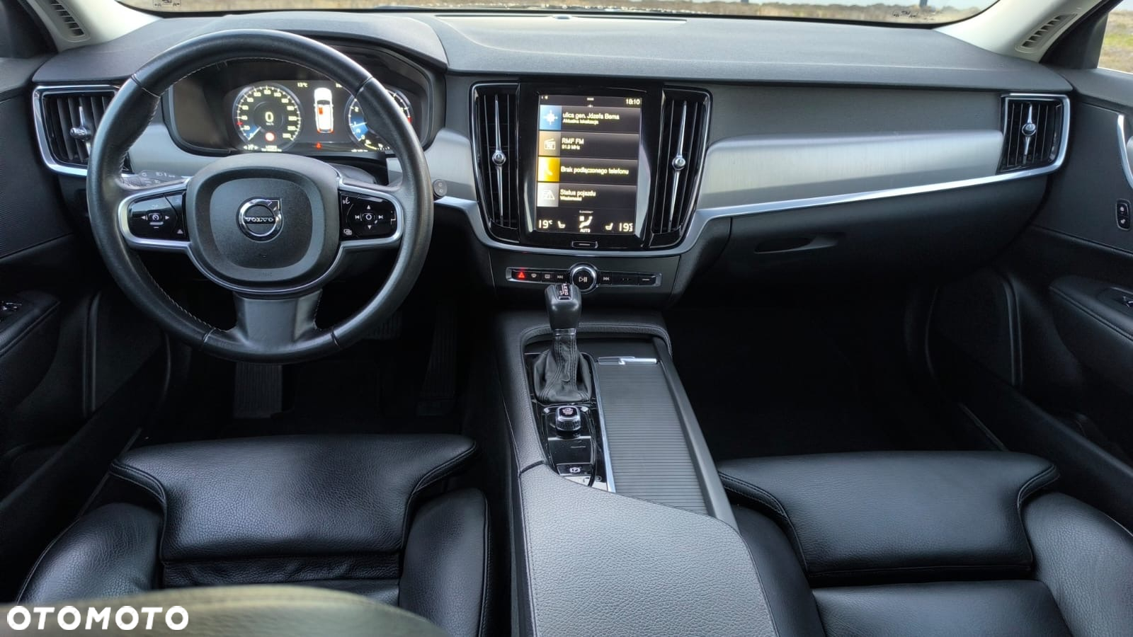 Volvo V90 T5 Momentum - 23