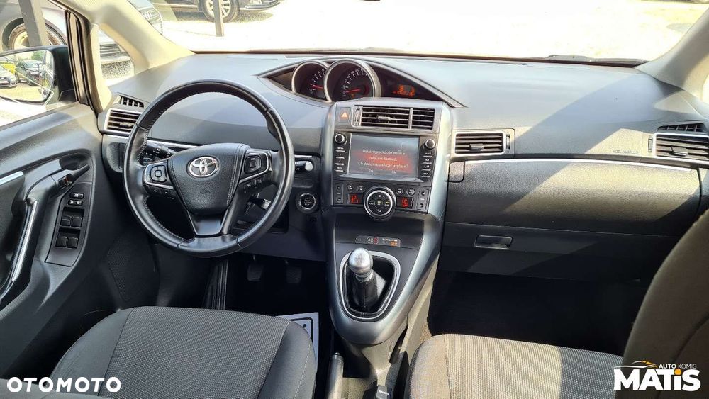 Toyota Verso - 4