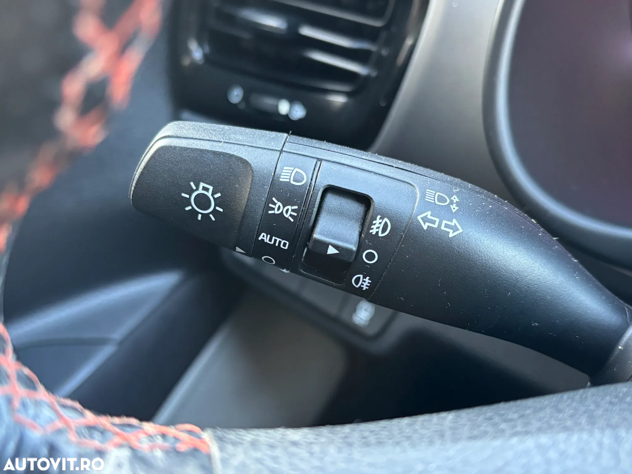 Kia Stonic 1.0 T-GDI HP Urban - 31