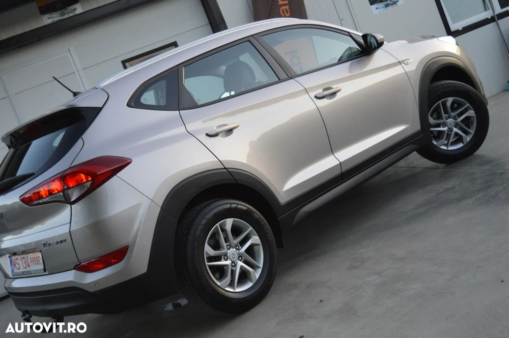 Hyundai Tucson 1.6 GDI 2WD 6MT ISG Comfort - 27