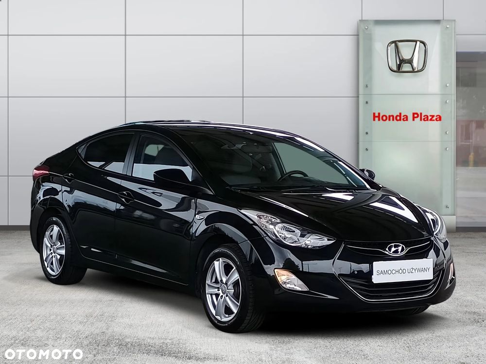 Hyundai Elantra 1.6 Comfort - 8