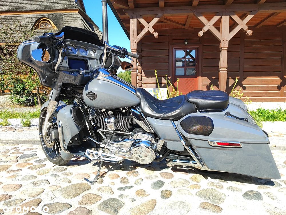 Harley-Davidson Touring Street Glide - 14