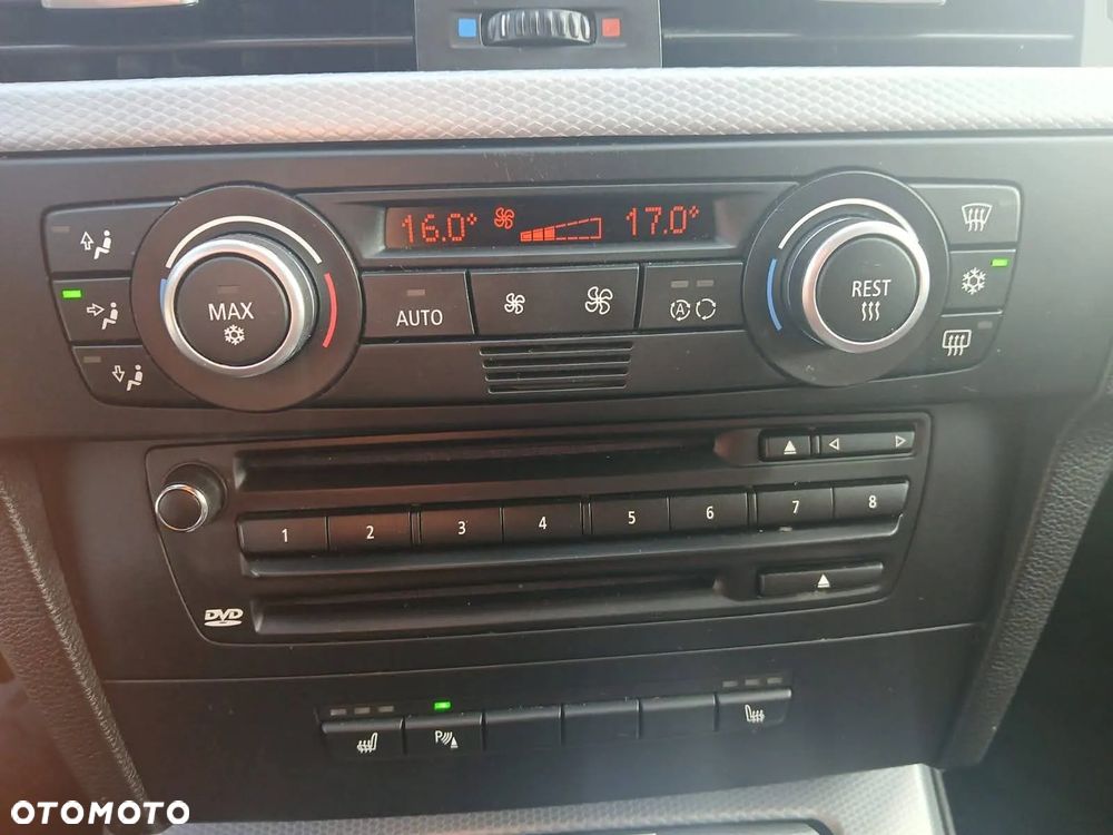 BMW Seria 3 320i Touring Edition Sport - 20