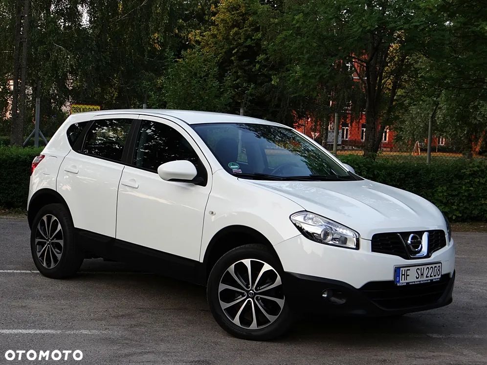 Nissan Qashqai 2.0 lounge - 10