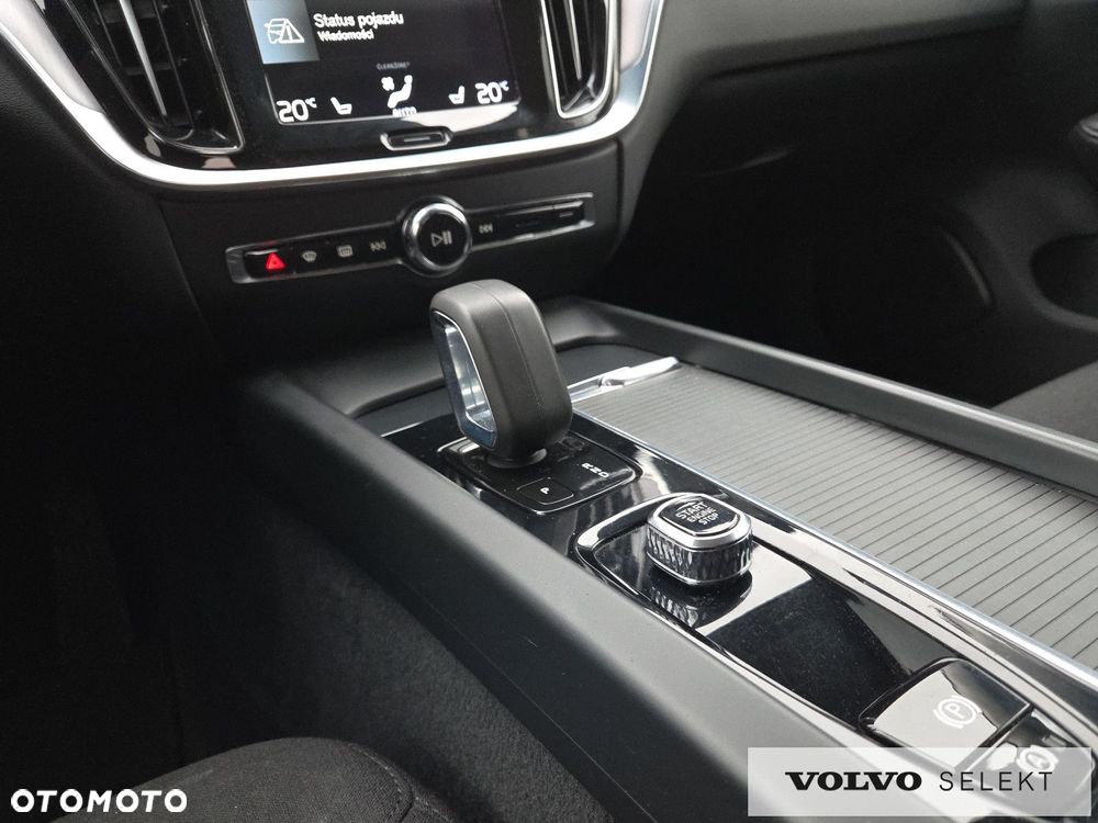 Volvo V60 B4 D Momentum - 20