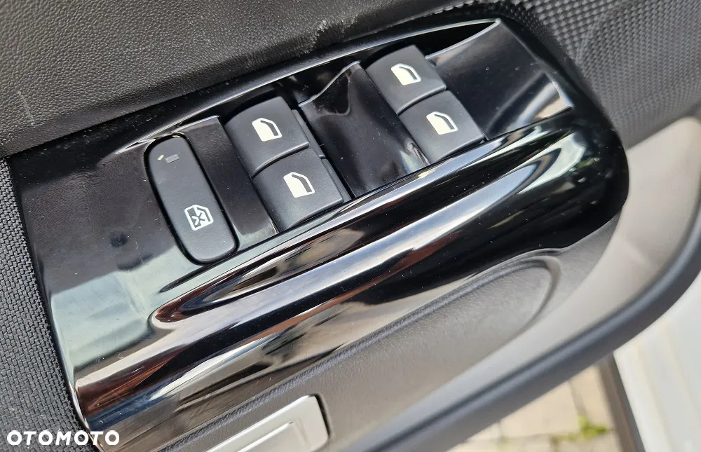 Citroën C3 Pure Tech 82 ELLE - 24