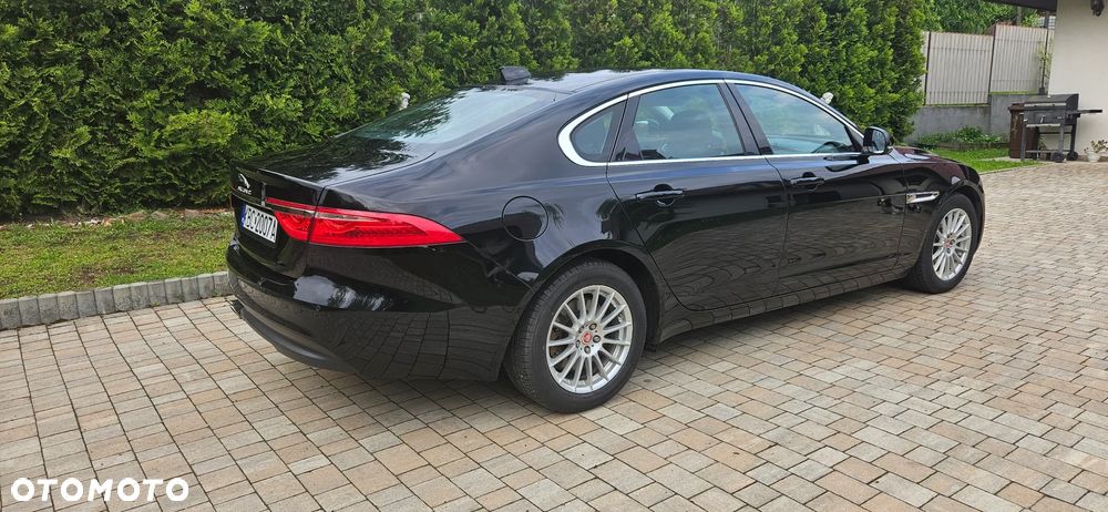 Jaguar XF 2.0 i4D Prestige - 7
