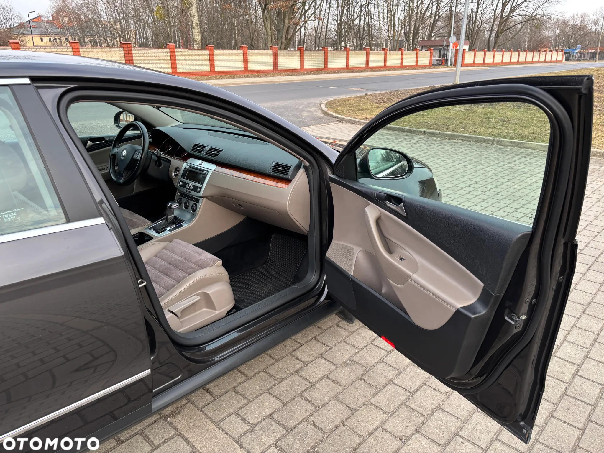 Volkswagen Passat 2.0 TDI DPF Highline DSG - 25
