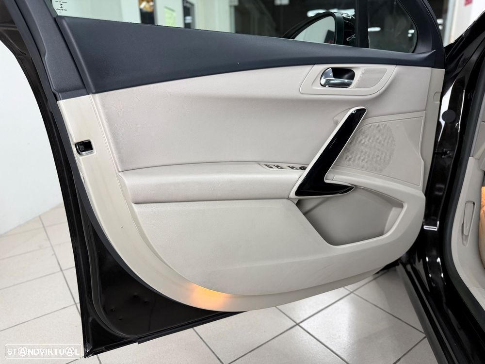 Peugeot 508 SW 1.6 e-HDi Allure 2-Tronic J18 - 14