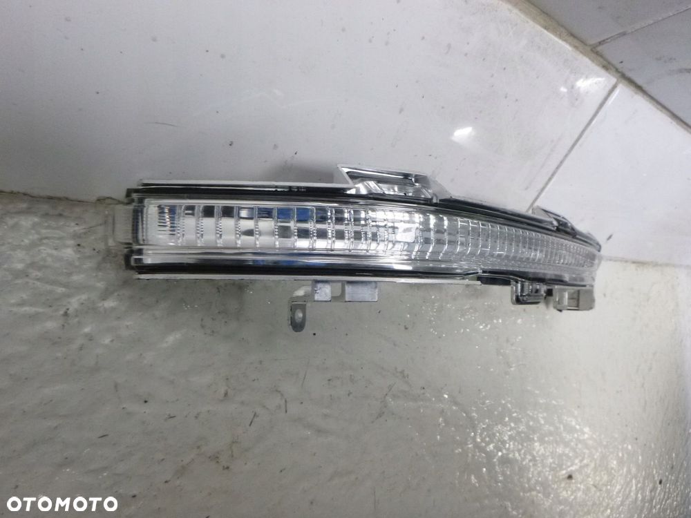 VW ID.4 ID4 KIERUNKOWSKAZ BOCZNY LUSTERKA LEWY - 3