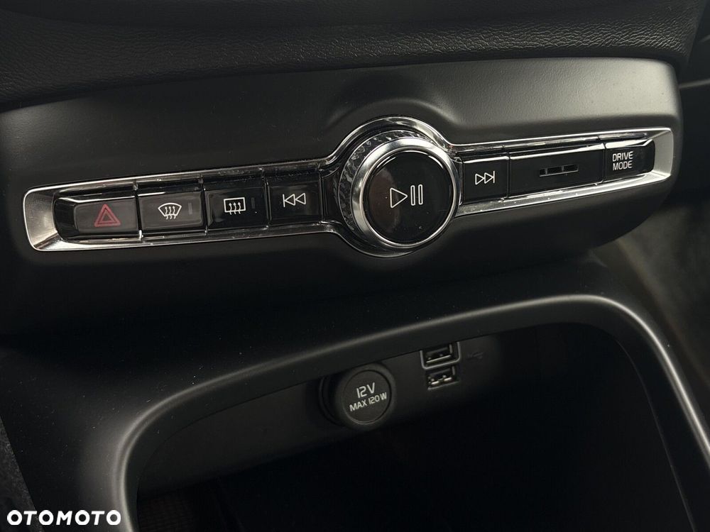 Volvo XC 40 T5 Plug-In Hybrid Plus Bright - 27