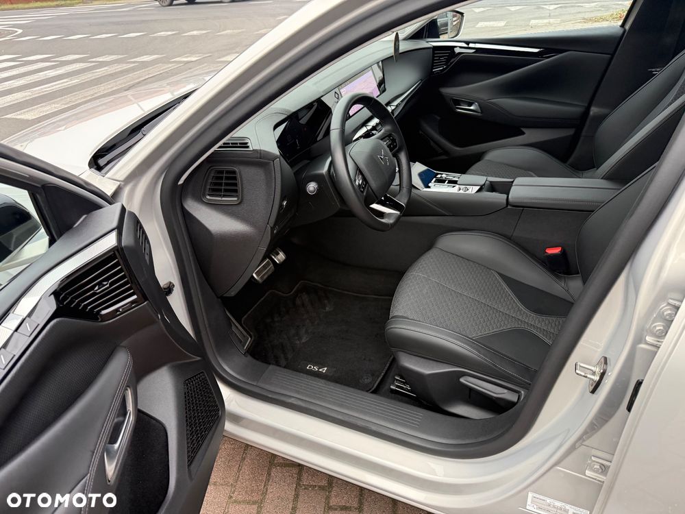 DS Automobiles DS 4 1.5 BlueHDi Étoile Nappa - 11