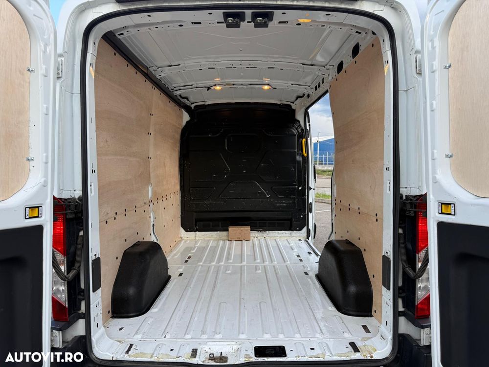 Ford Transit - 16