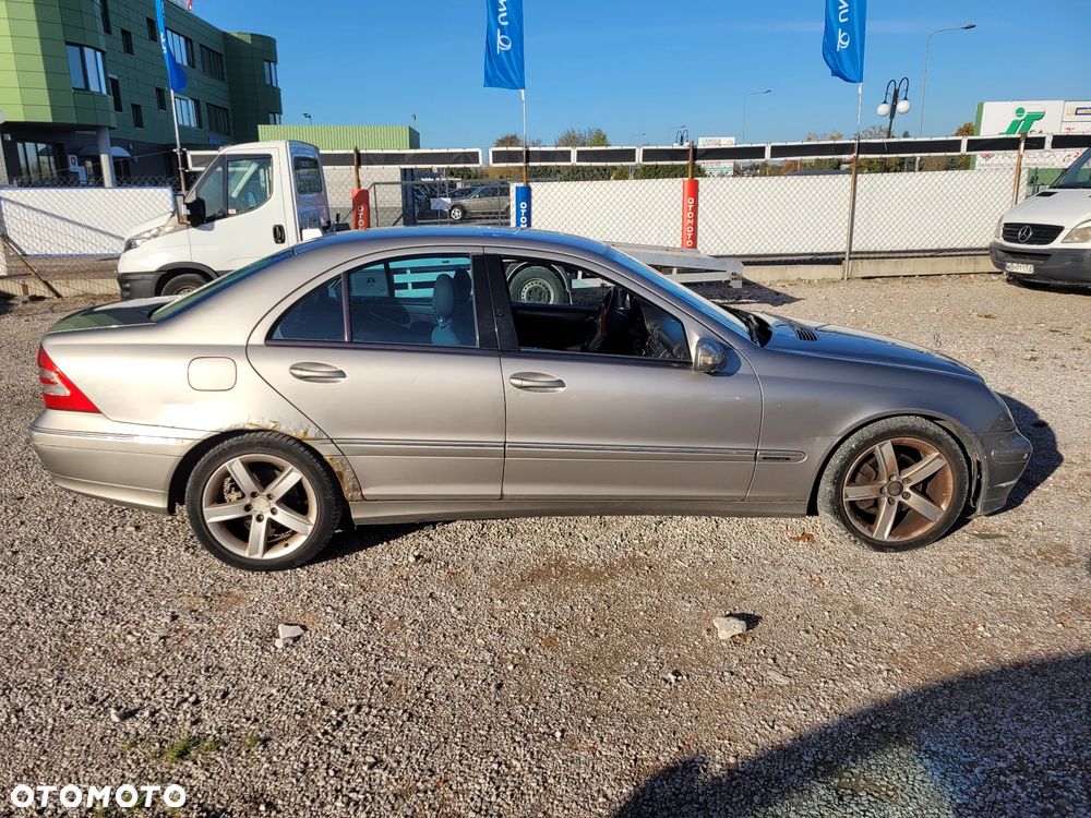 Mercedes-Benz C-Class 2003 photo 5