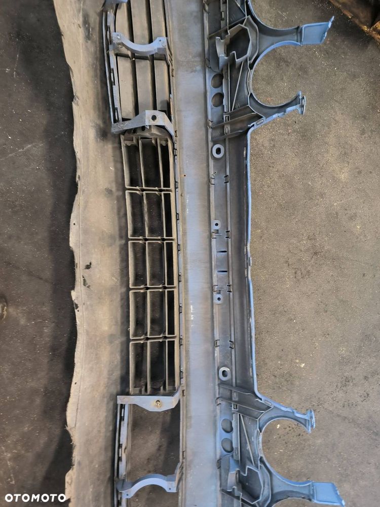 ZDERZAK PRZÓD VOLKSWAGEN POLO IV LA5F - 10