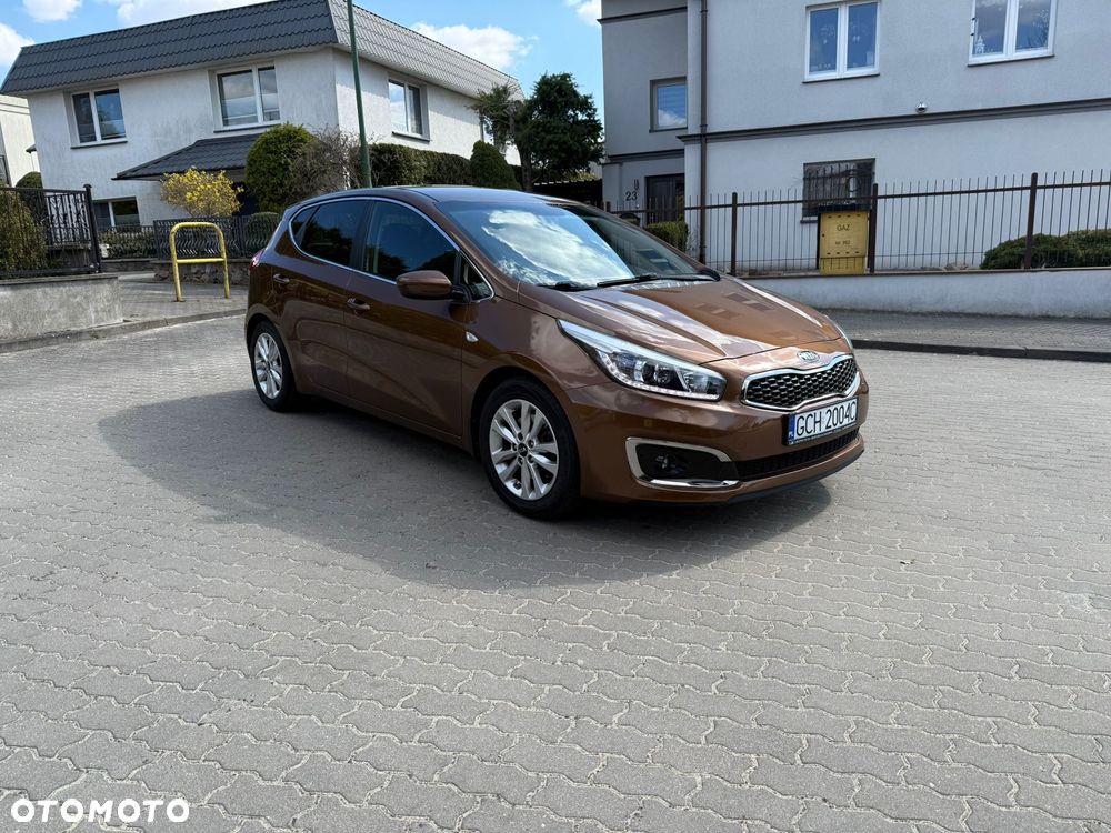 Kia Ceed 1.4 L - 4