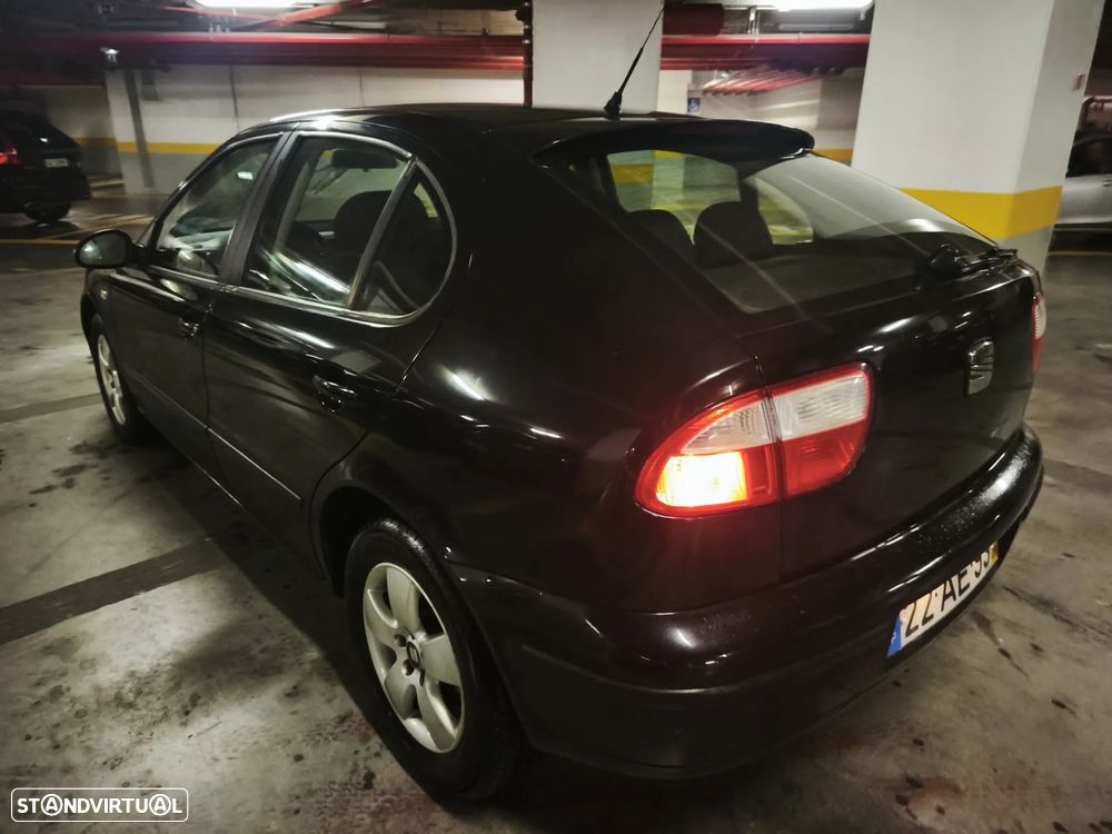 SEAT Leon 1.4 16V Confort JE+AC - 4