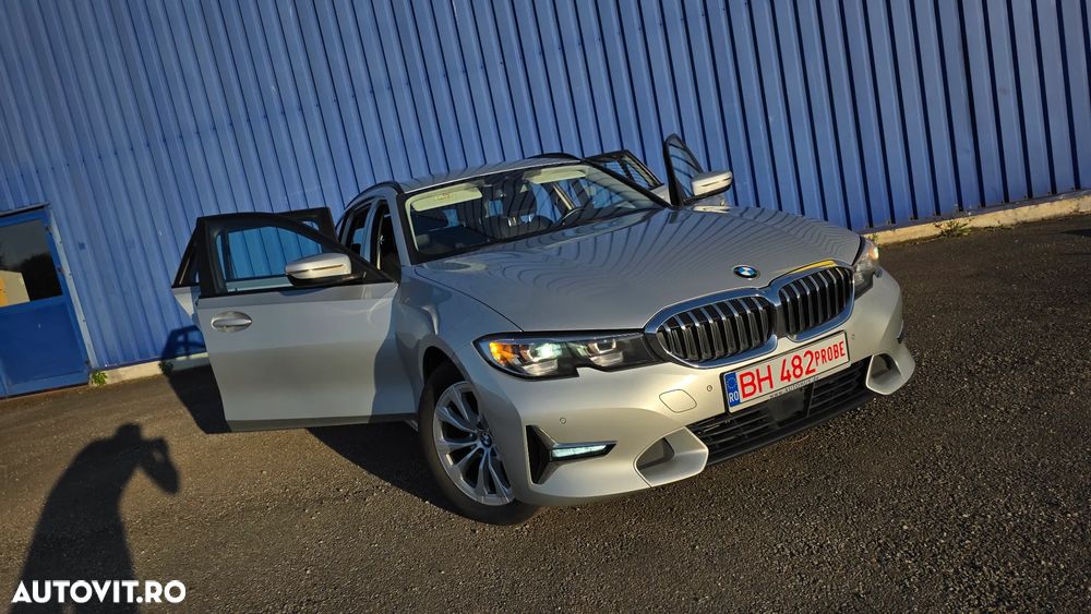 BMW Seria 3 320d Touring Aut. Sport Line - 7